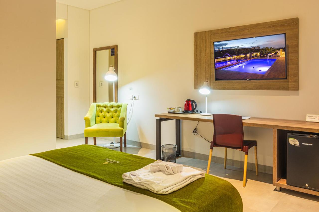 Hotel Pance 122 Wellness Spa กาลี ภายนอก รูปภาพ