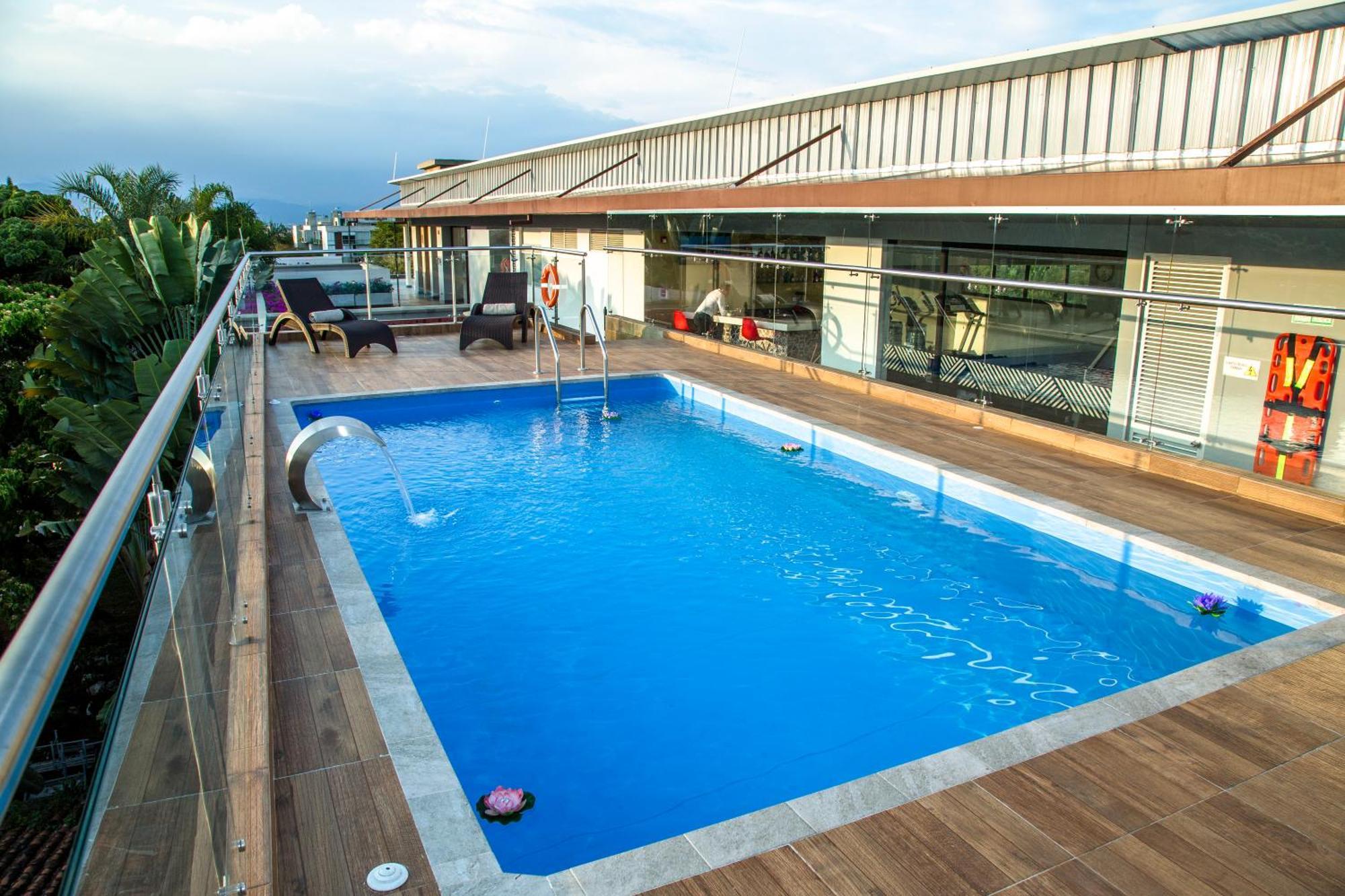 Hotel Pance 122 Wellness Spa กาลี ภายนอก รูปภาพ
